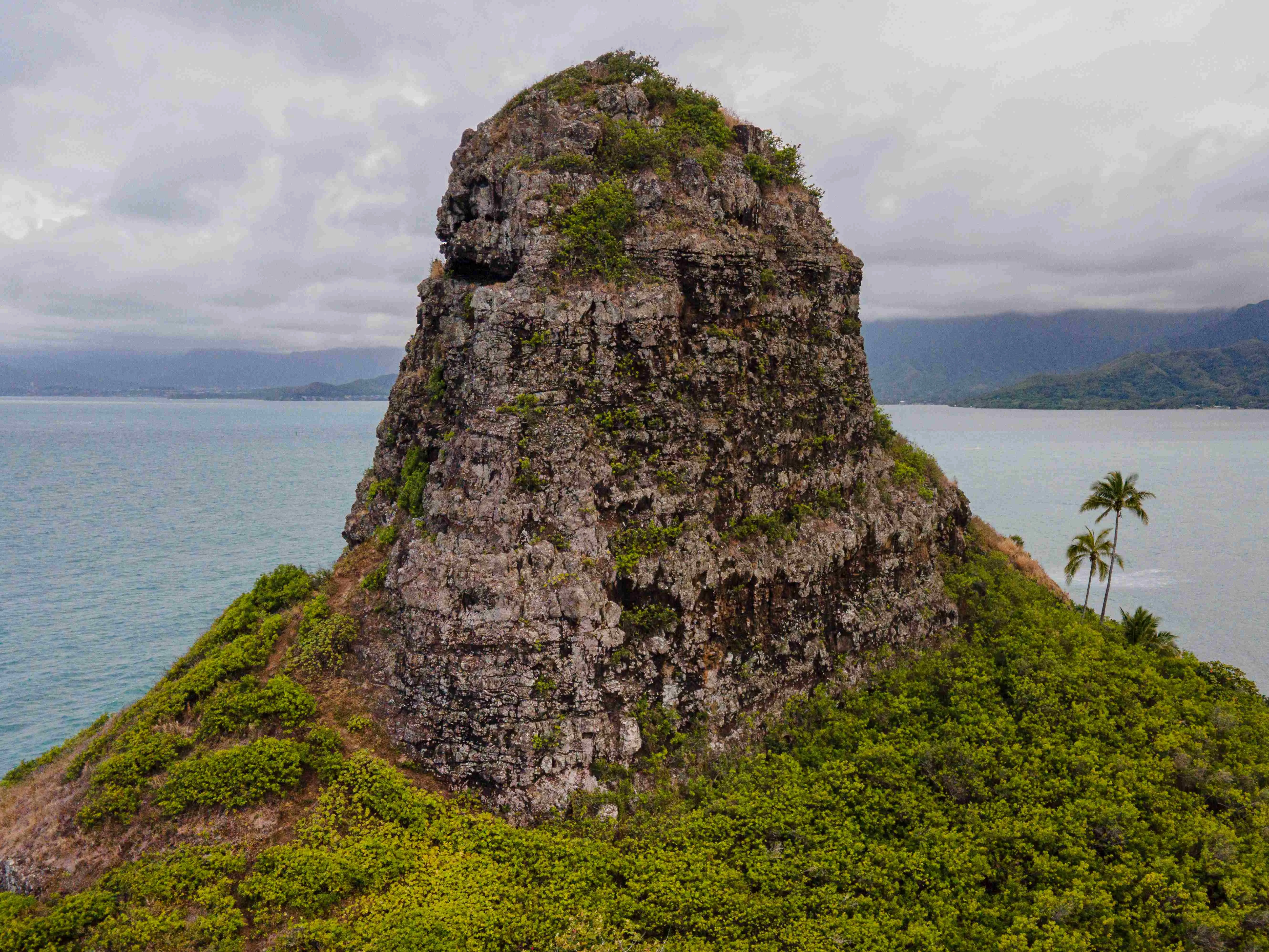 beautiful-hawaii-landscape-with-ocean_11zon.webp